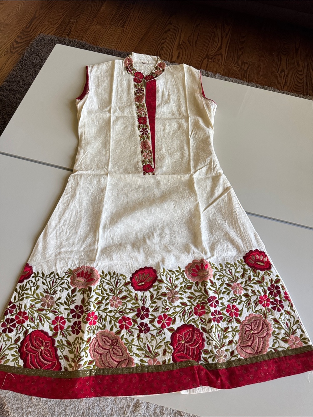 Ivory & Red Floral Embroidered Ethic Kurta